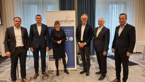 Mitgliederversammlung stärkt Interessenvertretung in Europa – Gründung der Länderorganisation eurocom Niederlande